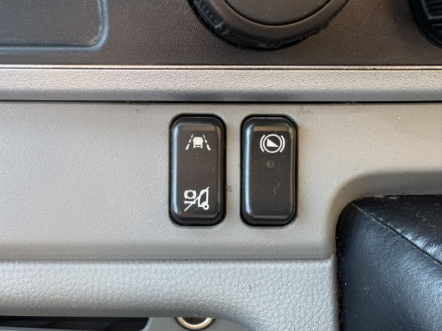 三菱ふそう キャンター 小型 平ボディ 2PG-FBAV0(99118) 25枚目