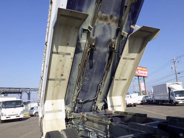 UDトラックス（日産） クオン 大型 土砂ダンプ 2PG-CW4AL(99125) 11枚目