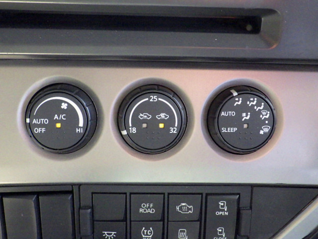 UDトラックス（日産） クオン 大型 土砂ダンプ 2PG-CW4AL(99125) 19枚目