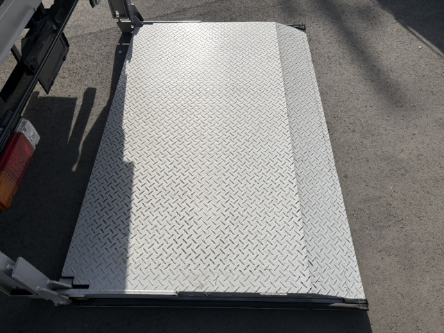 トヨタ ダイナ 小型 バン 2RG-XZU655(99126) 11枚目