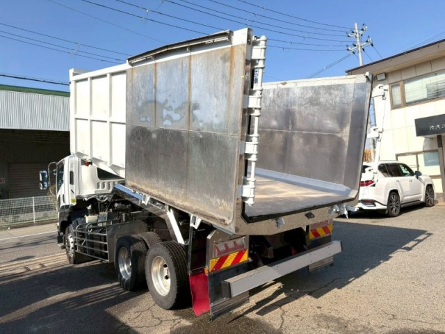 いすゞ フォワード 増トン 土砂ダンプ 2KG-FVZ60U2(99127) 8枚目
