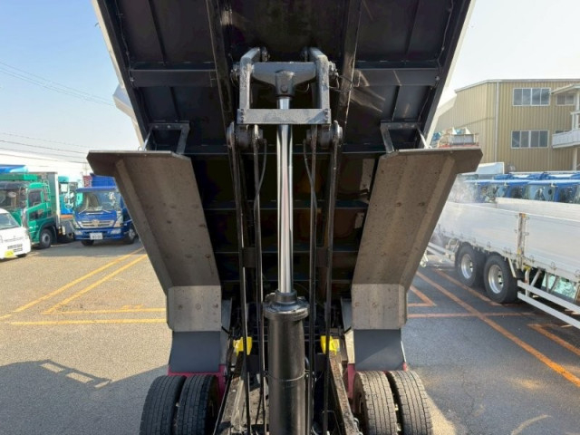 いすゞ フォワード 増トン 土砂ダンプ 2KG-FVZ60U2(99127) 14枚目