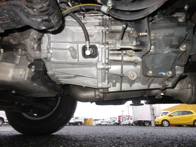 三菱ふそう キャンター 小型 平ボディ（クレーン付） 2PG-FEB50(99128) 20枚目