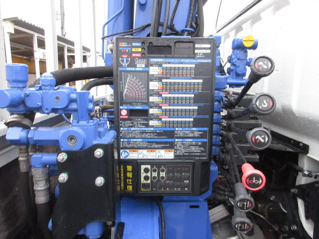 三菱ふそう キャンター 小型 平ボディ（クレーン付） 2PG-FEB50(99128) 33枚目