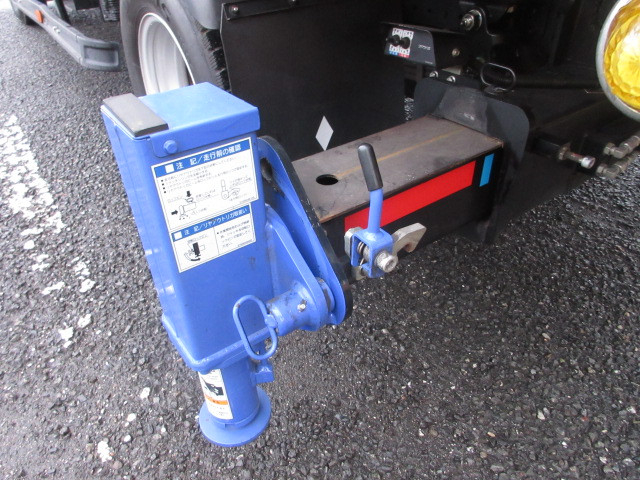 三菱ふそう キャンター 小型 平ボディ（クレーン付） 2PG-FEB50(99128) 35枚目