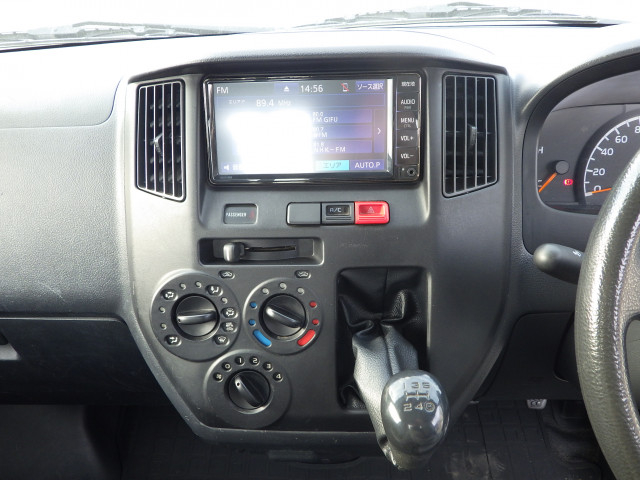 トヨタ ライトエース 小型 平ボディ DBF-S402U(99129) 9枚目