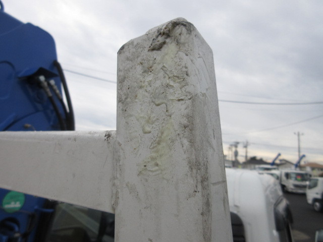 三菱ふそう キャンター 小型 平ボディ（クレーン付） 2PG-FEB50(99128) 44枚目