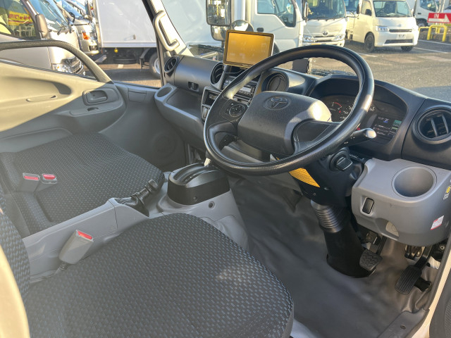 トヨタ ダイナ 小型 平ボディ 2RG-XZC605(99130) 13枚目