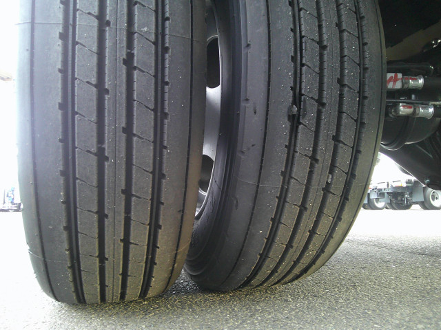 三菱ふそう ファイター 中型 平ボディ（クレーン付） 2KG-FK62F(99131) 31枚目