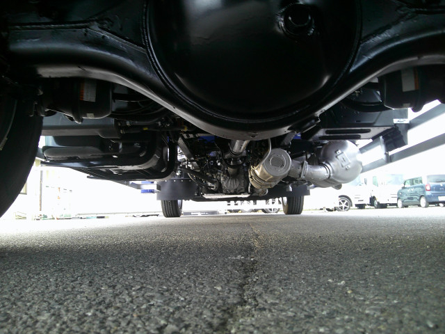 三菱ふそう ファイター 中型 平ボディ（クレーン付） 2KG-FK62F(99131) 34枚目