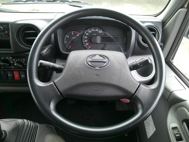 日野 デュトロ 小型 Wキャブ TKG-XZU605M(99153) 12枚目