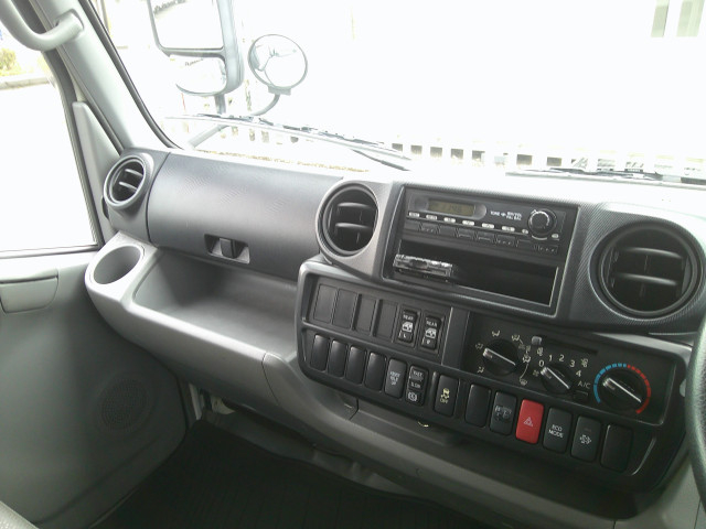 日野 デュトロ 小型 Wキャブ TKG-XZU605M(99153) 15枚目