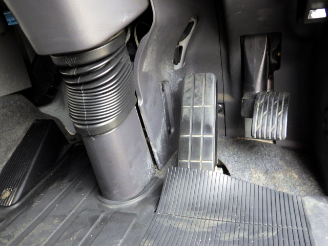 UDトラックス（日産） クオン 大型 ウィング 2PG-CG5CA(99157) 19枚目