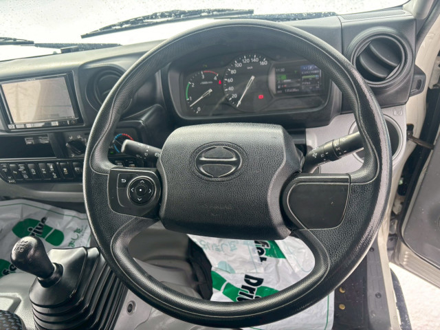 日野 デュトロ 小型 バン 2KG-XZU675M(99160) 28枚目