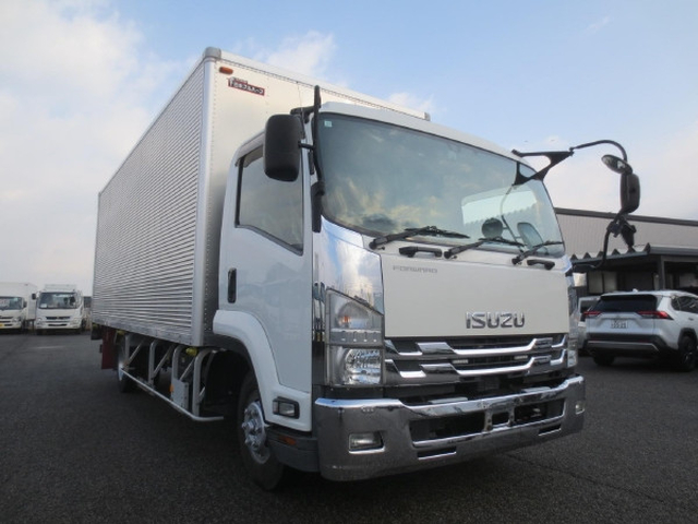 いすゞ フォワード 中型 バン 2RG-FRR90S2(99162) 2枚目