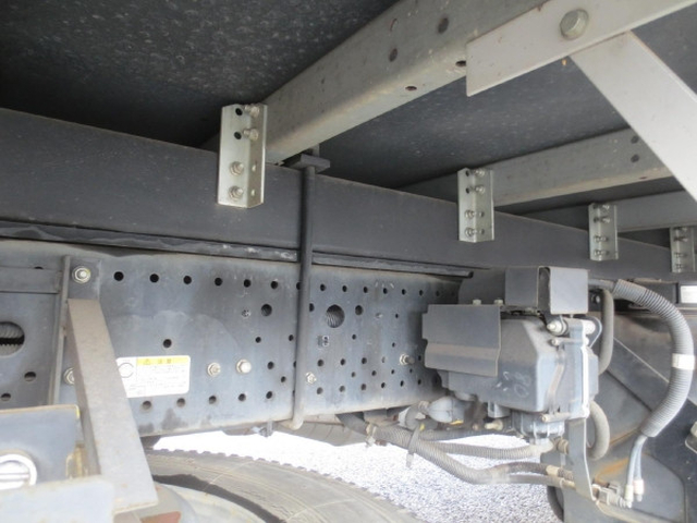 いすゞ フォワード 中型 バン 2RG-FRR90S2(99162) 12枚目