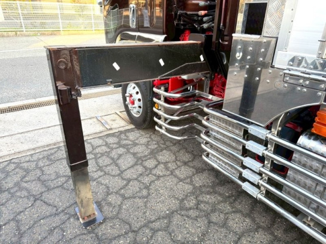 UDトラックス（日産） コンドル 増トン 平ボディ（クレーン付） 2RG-BSR90S2(99165) 13枚目