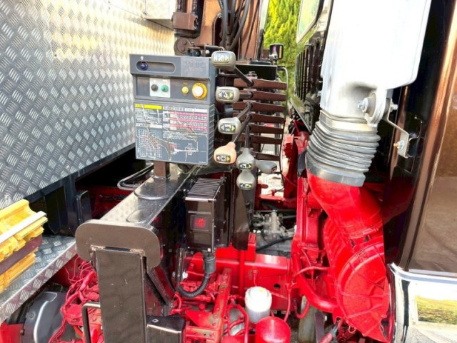 UDトラックス（日産） コンドル 増トン 平ボディ（クレーン付） 2RG-BSR90S2(99165) 14枚目