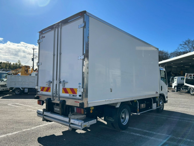 いすゞ エルフ 小型 冷蔵冷凍バン 2RG-NPR88YN(99166) 2枚目