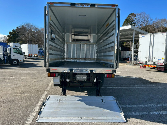 いすゞ エルフ 小型 冷蔵冷凍バン 2RG-NPR88YN(99166) 9枚目