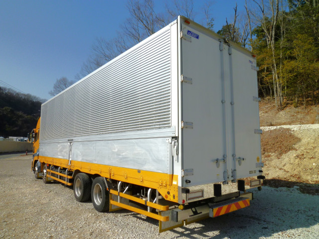 UDトラックス（日産） クオン 大型 ウィング 2PG-CG5CA(99167) 6枚目