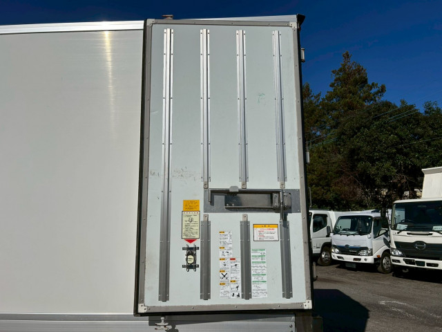 いすゞ エルフ 小型 冷蔵冷凍バン 2RG-NPR88YN(99166) 18枚目