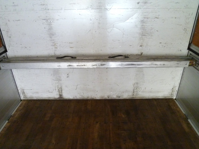 UDトラックス（日産） クオン 大型 ウィング 2PG-CG5CA(99167) 13枚目