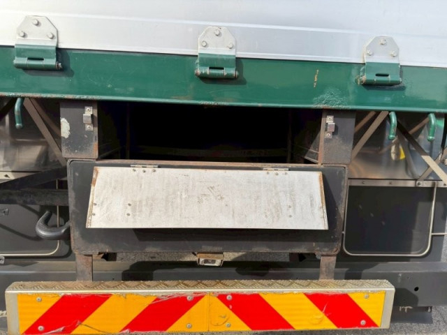 日野 プロフィア 大型 平ボディ 2DG-FR1AJA(99168) 10枚目