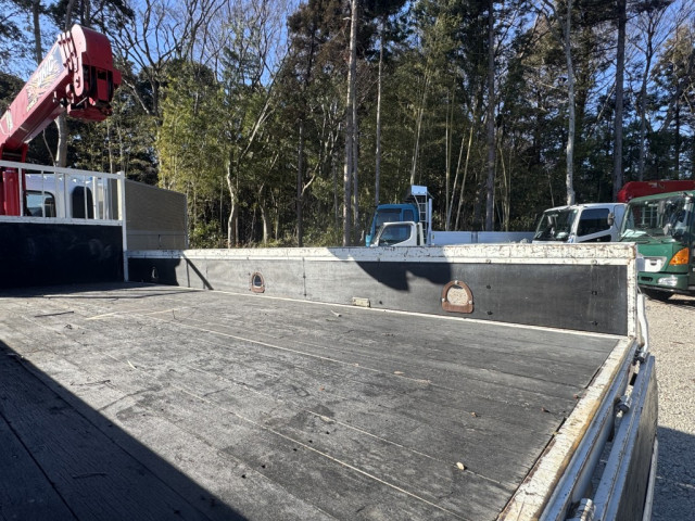 日野 レンジャー 中型 平ボディ（クレーン付） 2KG-FC2ABA(99170) 11枚目