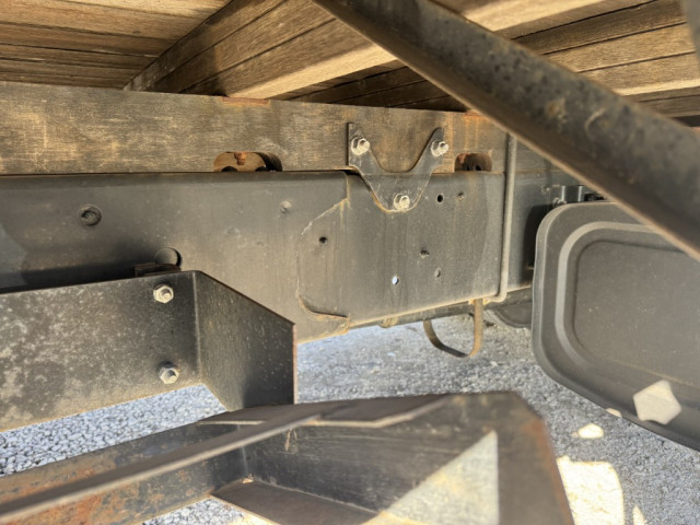 日野 レンジャー 中型 平ボディ（クレーン付） 2KG-FC2ABA(99170) 24枚目