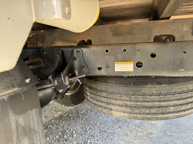 日野 レンジャー 中型 平ボディ（クレーン付） 2KG-FC2ABA(99170) 25枚目