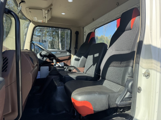 日野 レンジャー 中型 平ボディ（クレーン付） 2KG-FC2ABA(99170) 38枚目