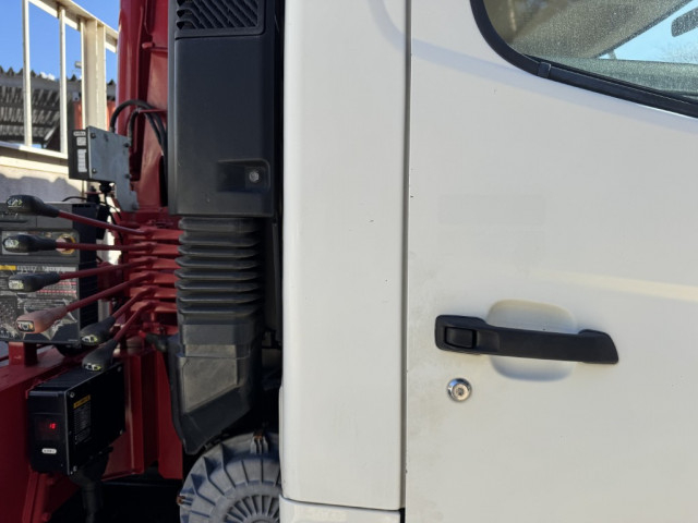 日野 レンジャー 中型 平ボディ（クレーン付） 2KG-FC2ABA(99170) 47枚目