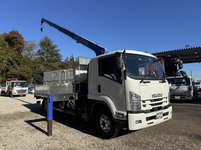 いすゞ フォワード 中型 平ボディ（クレーン付） 2RG-FRR90S2(99172) 2枚目
