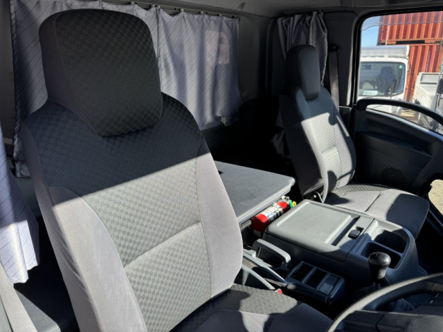 いすゞ フォワード 中型 平ボディ（クレーン付） 2RG-FRR90S2(99172) 29枚目