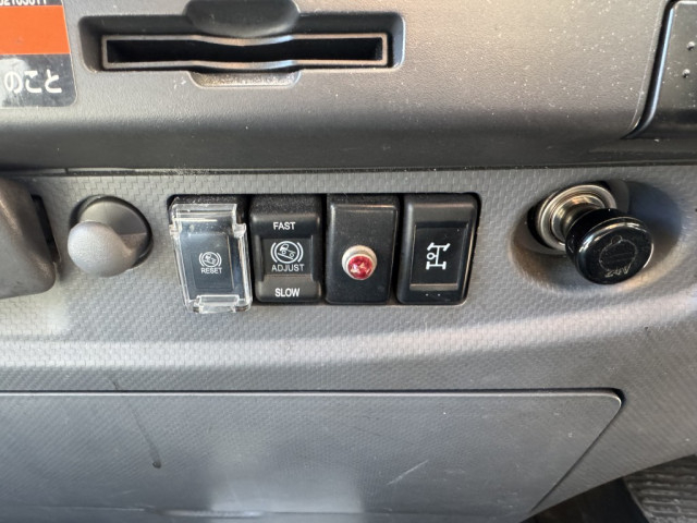 いすゞ フォワード 中型 平ボディ（クレーン付） 2RG-FRR90S2(99172) 34枚目