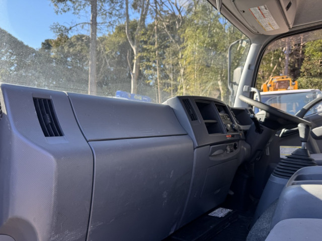 いすゞ フォワード 中型 平ボディ（クレーン付） 2RG-FRR90S2(99172) 36枚目