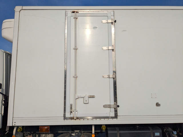 三菱ふそう ファイター 増トン 冷蔵冷凍バン 2KG-FK62FZ(99173) 29枚目