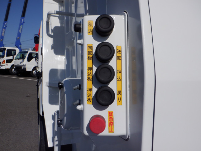 日野 レンジャー 中型 塵芥車（プレス式） SDG-FC9JCAP(99183) 11枚目