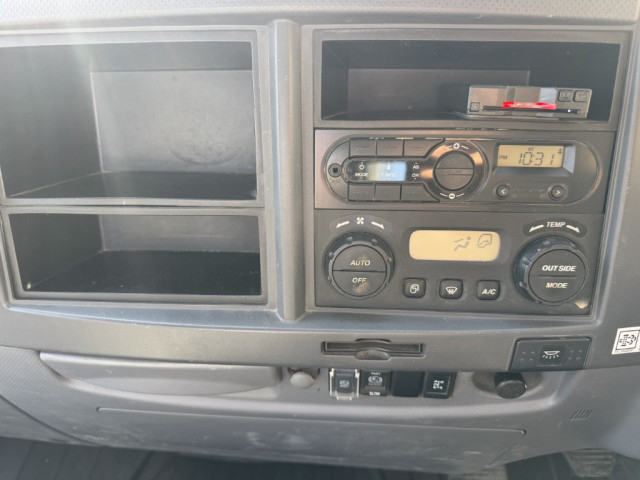 いすゞ フォワード 中型 平ボディ（クレーン付） TKG-FRR90S2(99184) 32枚目