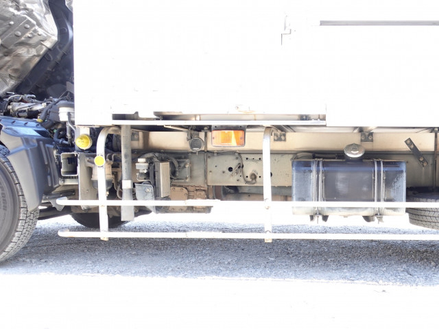 日野 レンジャー 中型 冷蔵冷凍バン 2KG-FC2ABA(99185) 27枚目