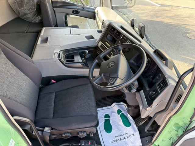 三菱ふそう スーパーグレート 大型 平ボディ 2PG-FU74HZ(99188) 26枚目