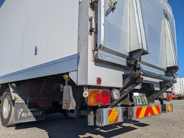 日野 レンジャー 増トン 冷蔵冷凍バン QKG-FE7JUAG(99190) 8枚目