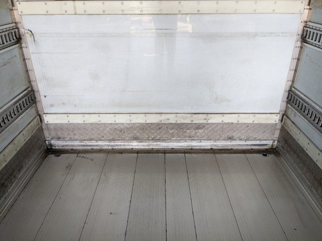 日野 レンジャー 増トン 冷蔵冷凍バン QKG-FE7JUAG(99190) 18枚目