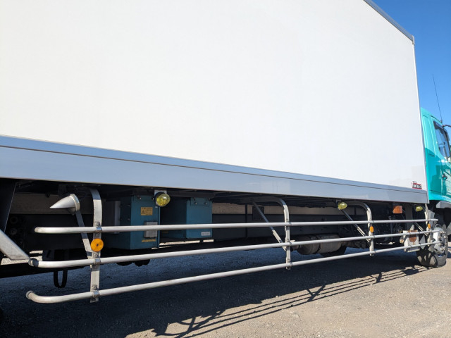 日野 レンジャー 増トン 冷蔵冷凍バン QKG-FE7JUAG(99190) 38枚目