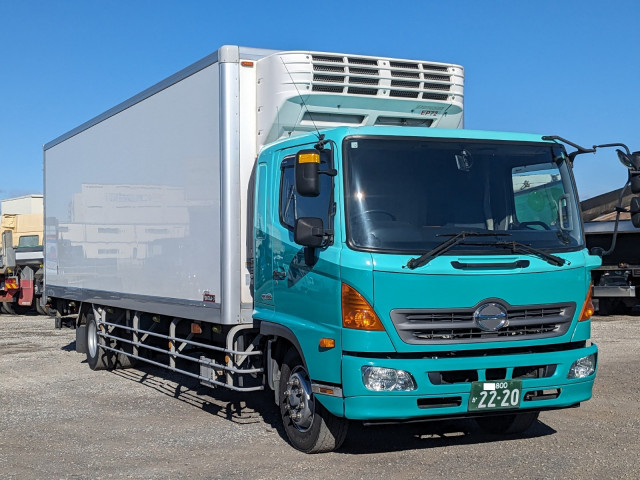 日野 レンジャー 増トン 冷蔵冷凍バン QKG-FE7JUAG(99192) 3枚目