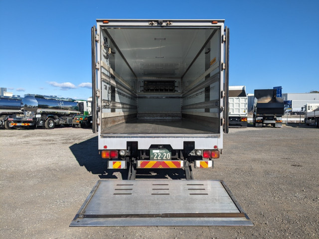 日野 レンジャー 増トン 冷蔵冷凍バン QKG-FE7JUAG(99192) 11枚目