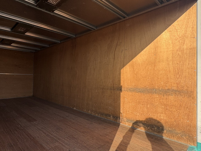 いすゞ エルフ 小型 バン TRG-NMR85AN(99193) 11枚目