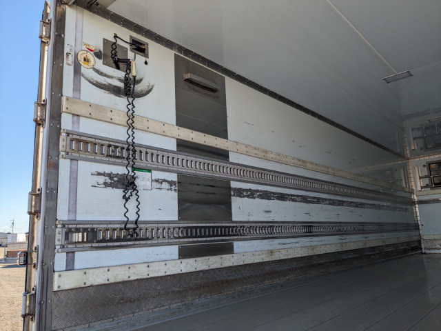 日野 レンジャー 増トン 冷蔵冷凍バン QKG-FE7JUAG(99192) 24枚目