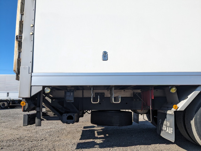 日野 レンジャー 増トン 冷蔵冷凍バン QKG-FE7JUAG(99192) 33枚目